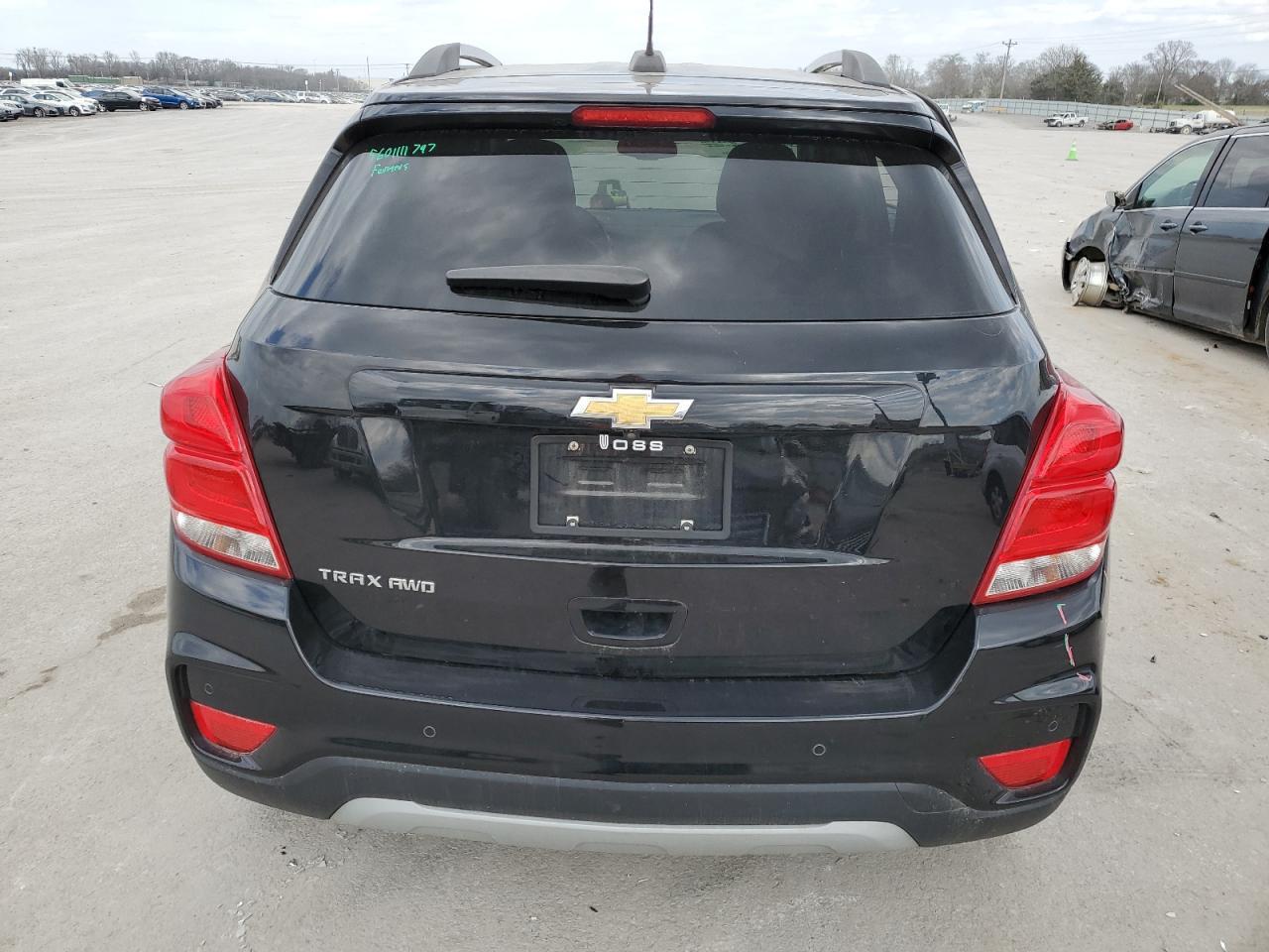 2021 CHEVROLET TRAX 1LT - Image 6