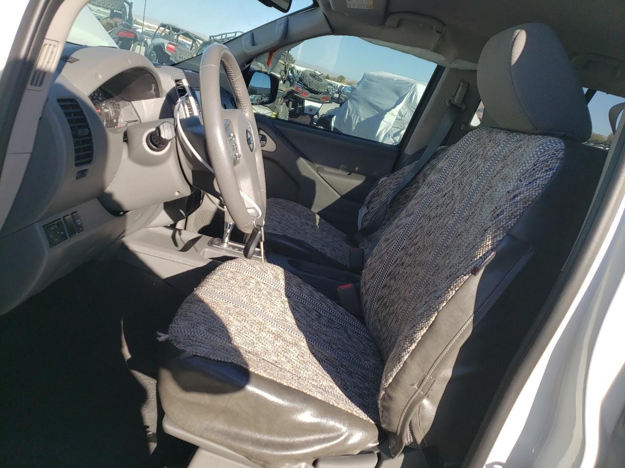 2019 NISSAN FRONTIER S - Фото 7