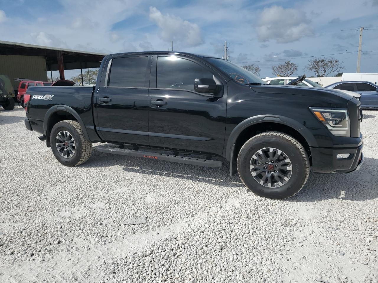 2023 NISSAN TITAN SV - Фото 4