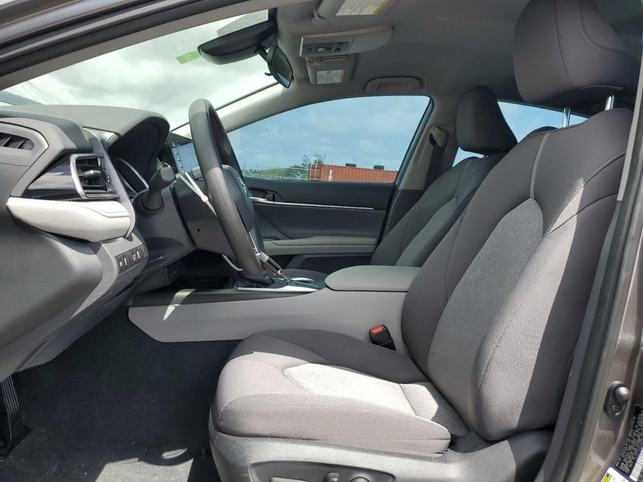2023 TOYOTA CAMRY LE - Фото 7