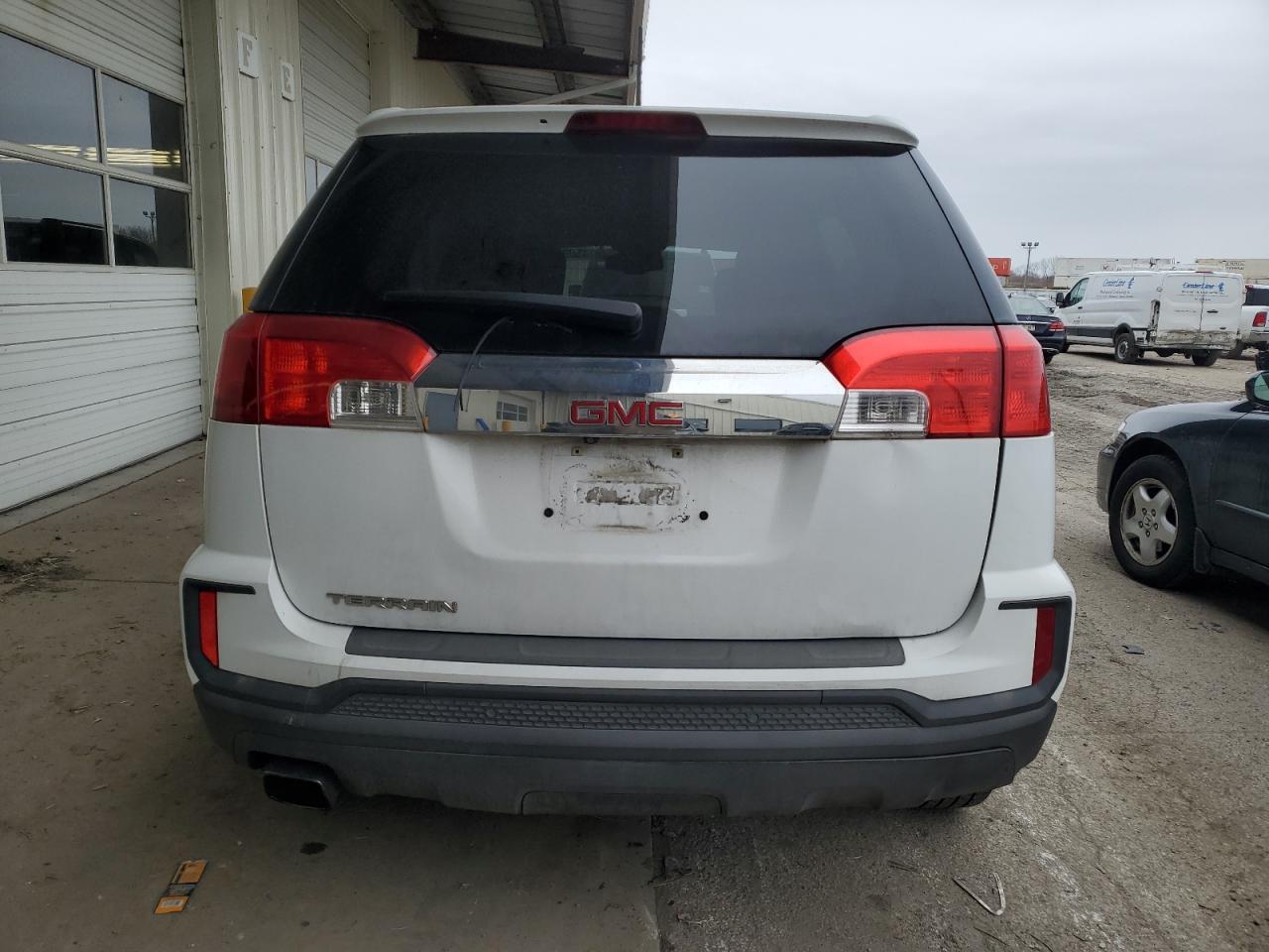 2016 GMC TERRAIN SL - Image 6