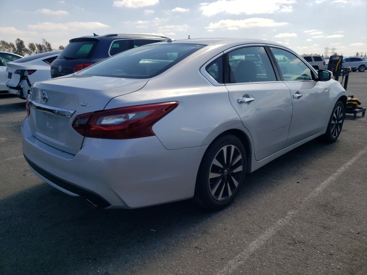 2018 NISSAN ALTIMA 2.5 - Фото 3