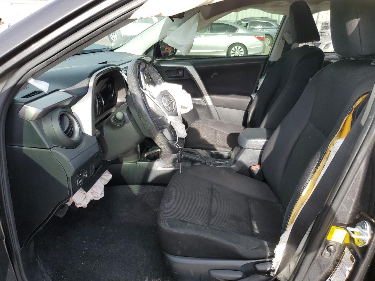 2016 TOYOTA RAV4 LE - Фото 7
