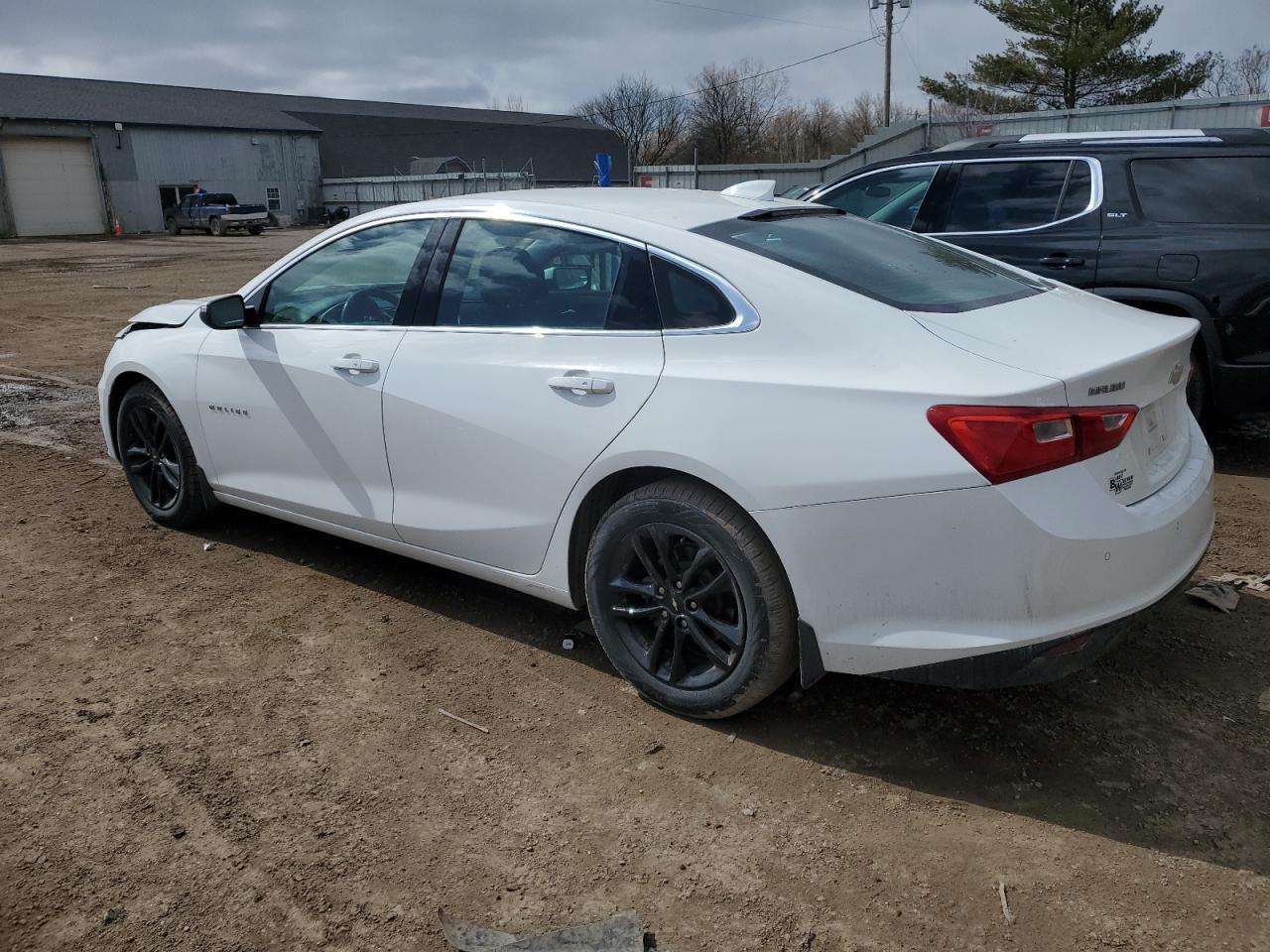 2017 CHEVROLET MALIBU LT - Фото 2