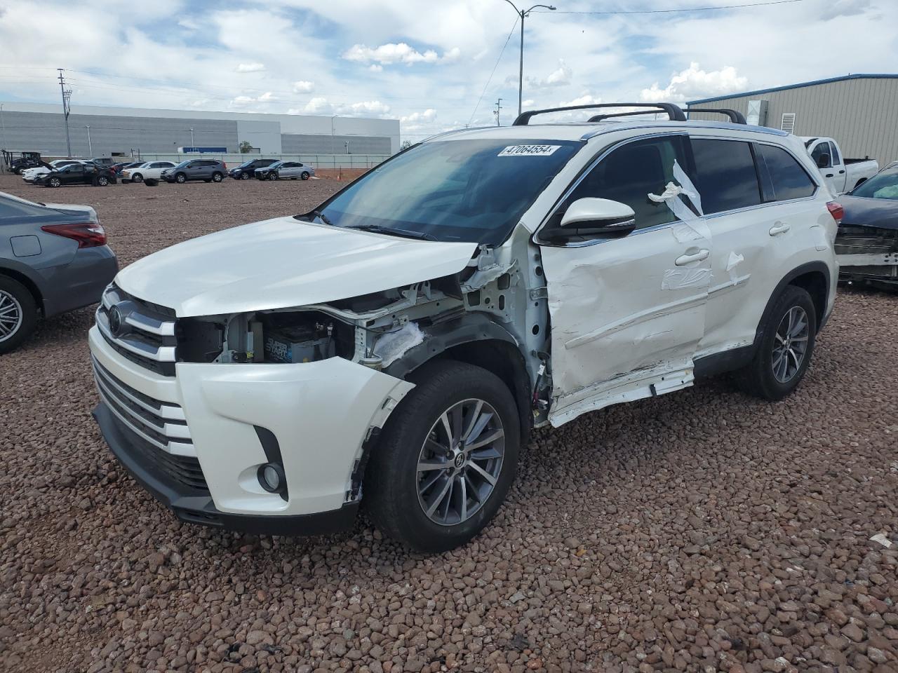 2019 TOYOTA HIGHLANDER