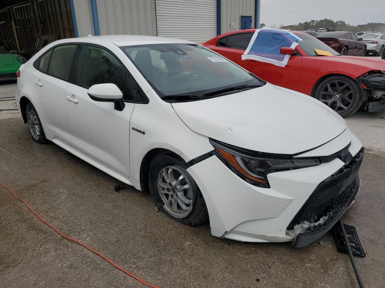 2021 TOYOTA COROLLA LE - Фото 4
