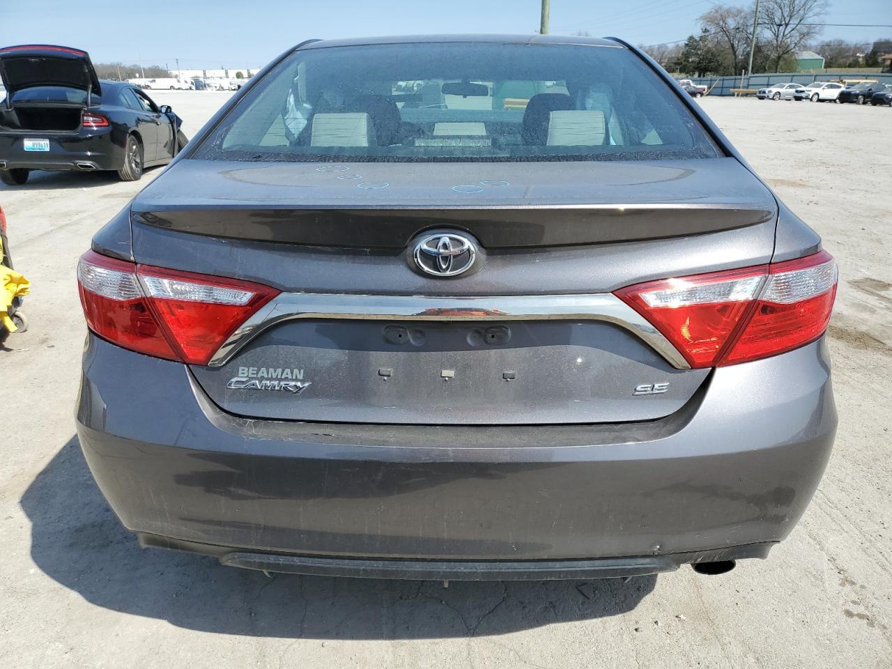 2016 TOYOTA CAMRY LE - Image 6