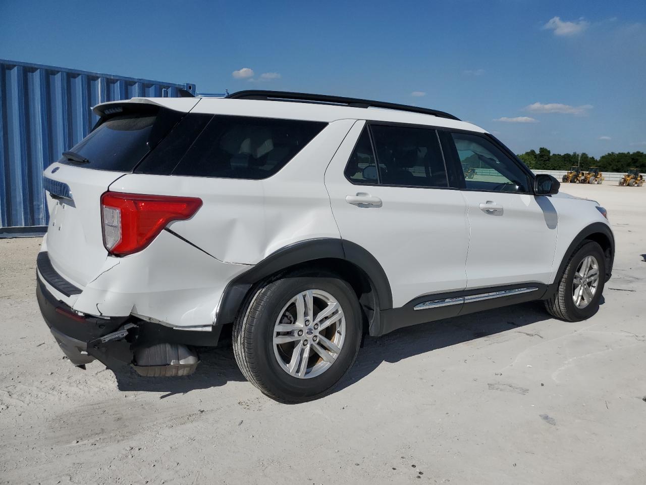 2022 FORD EXPLORER X - Image 3