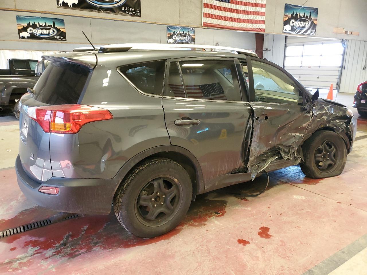 2014 TOYOTA RAV4 LE - Фото 3