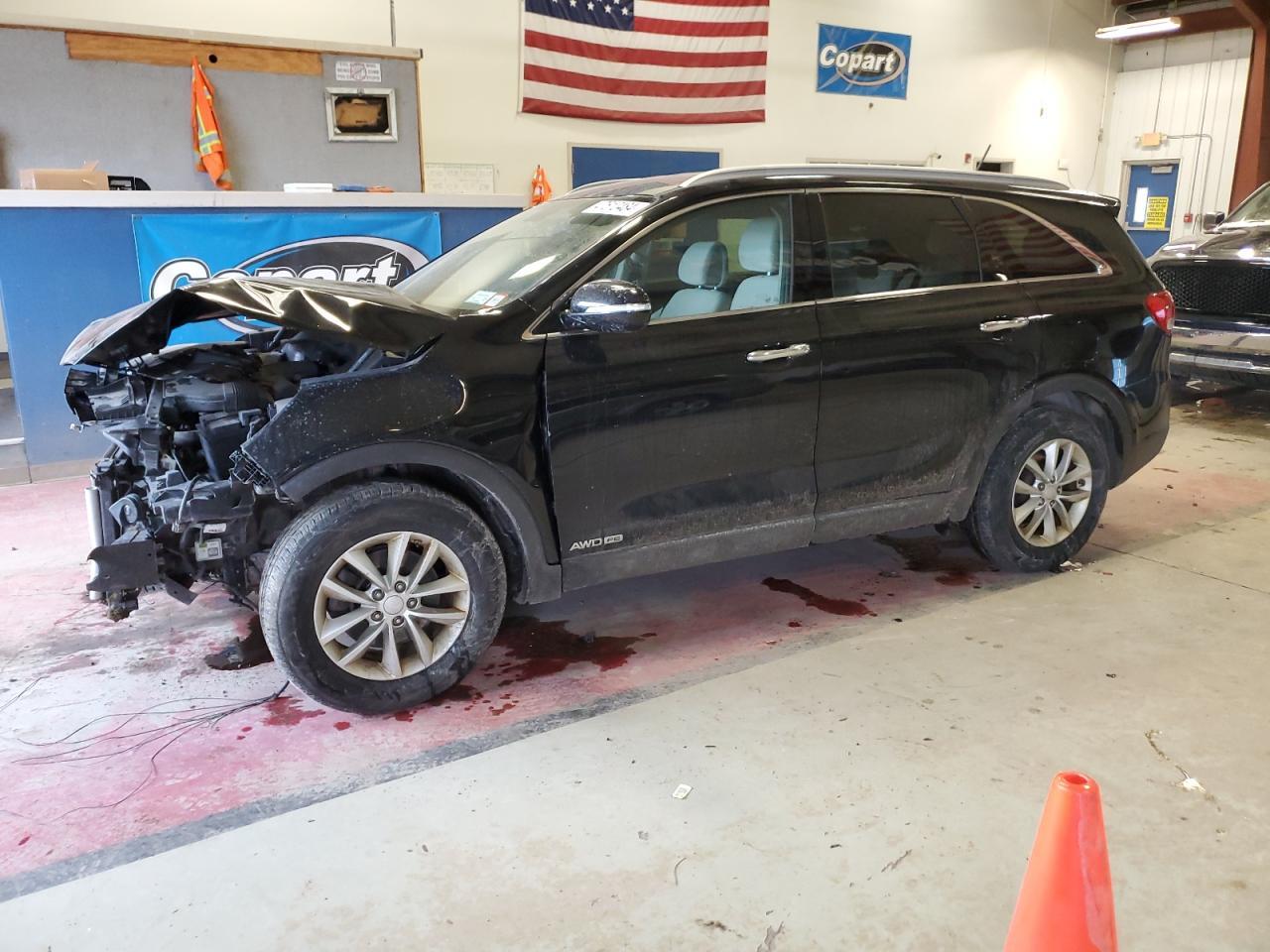 2017 KIA SORENTO LX