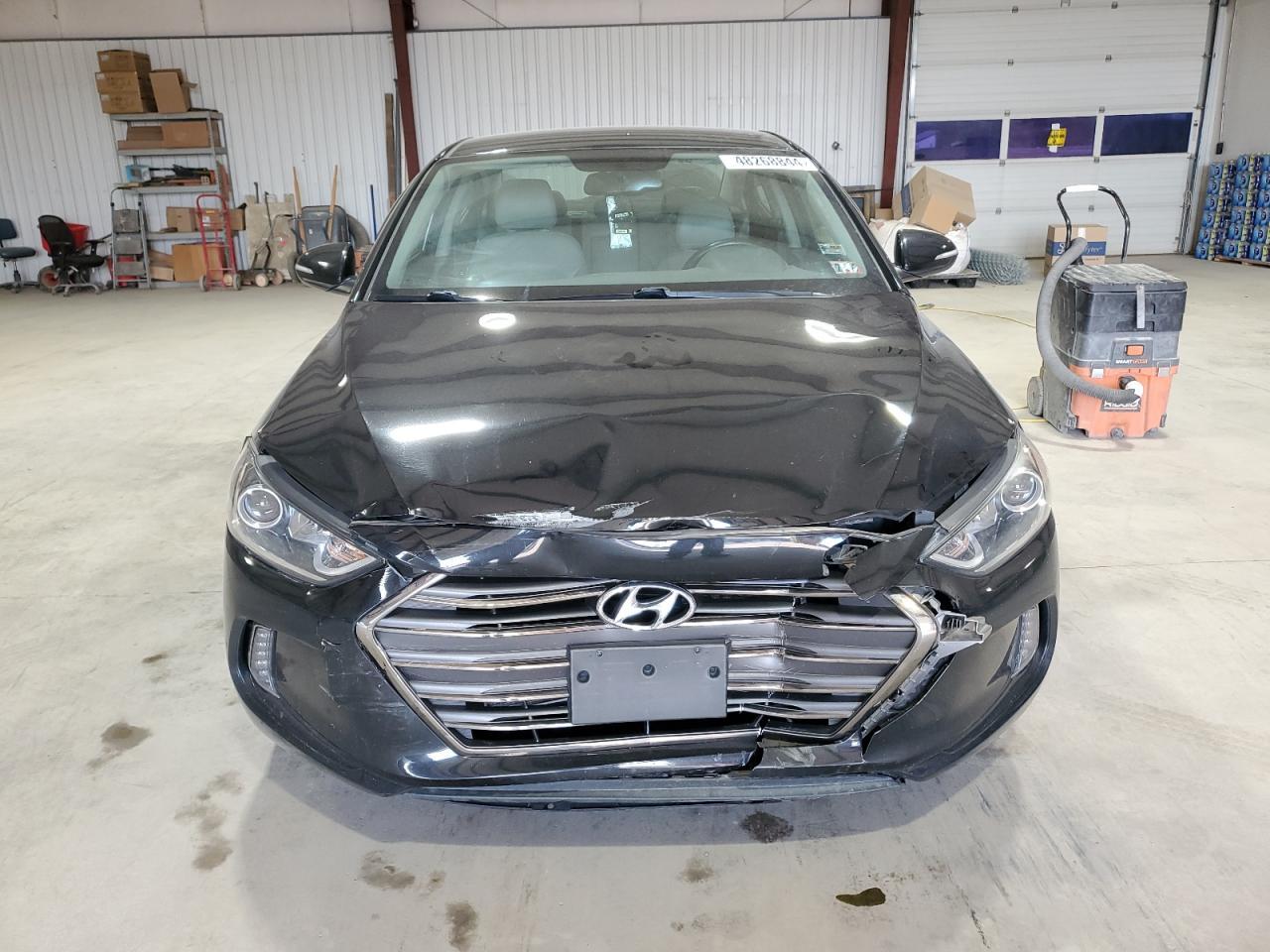 2017 HYUNDAI ELANTRA SE - Фото 5