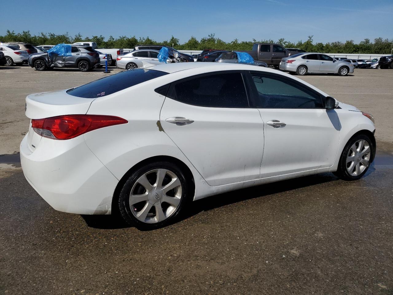2011 HYUNDAI ELANTRA GL - Image 3