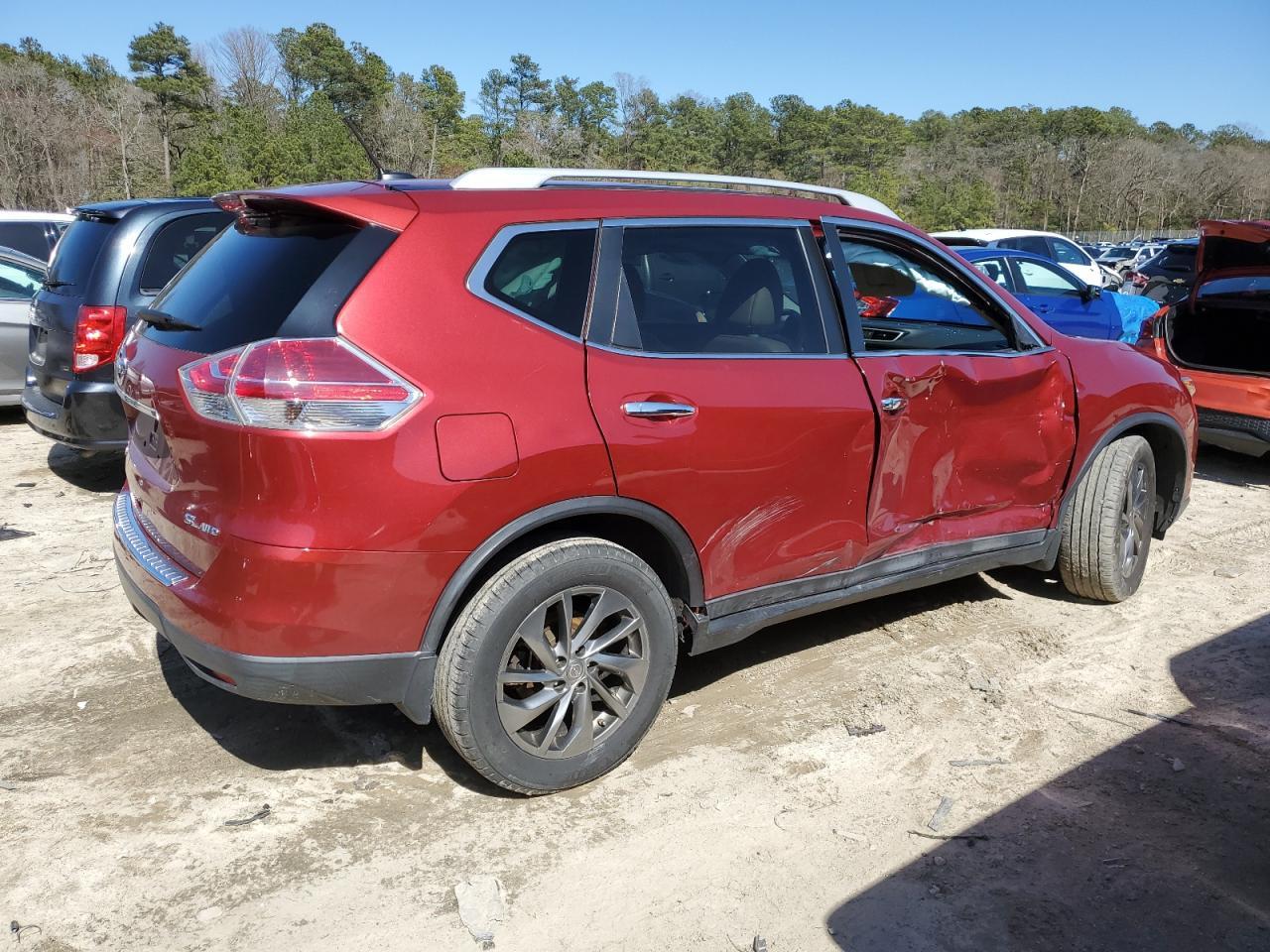 2015 NISSAN ROGUE S - Фото 3