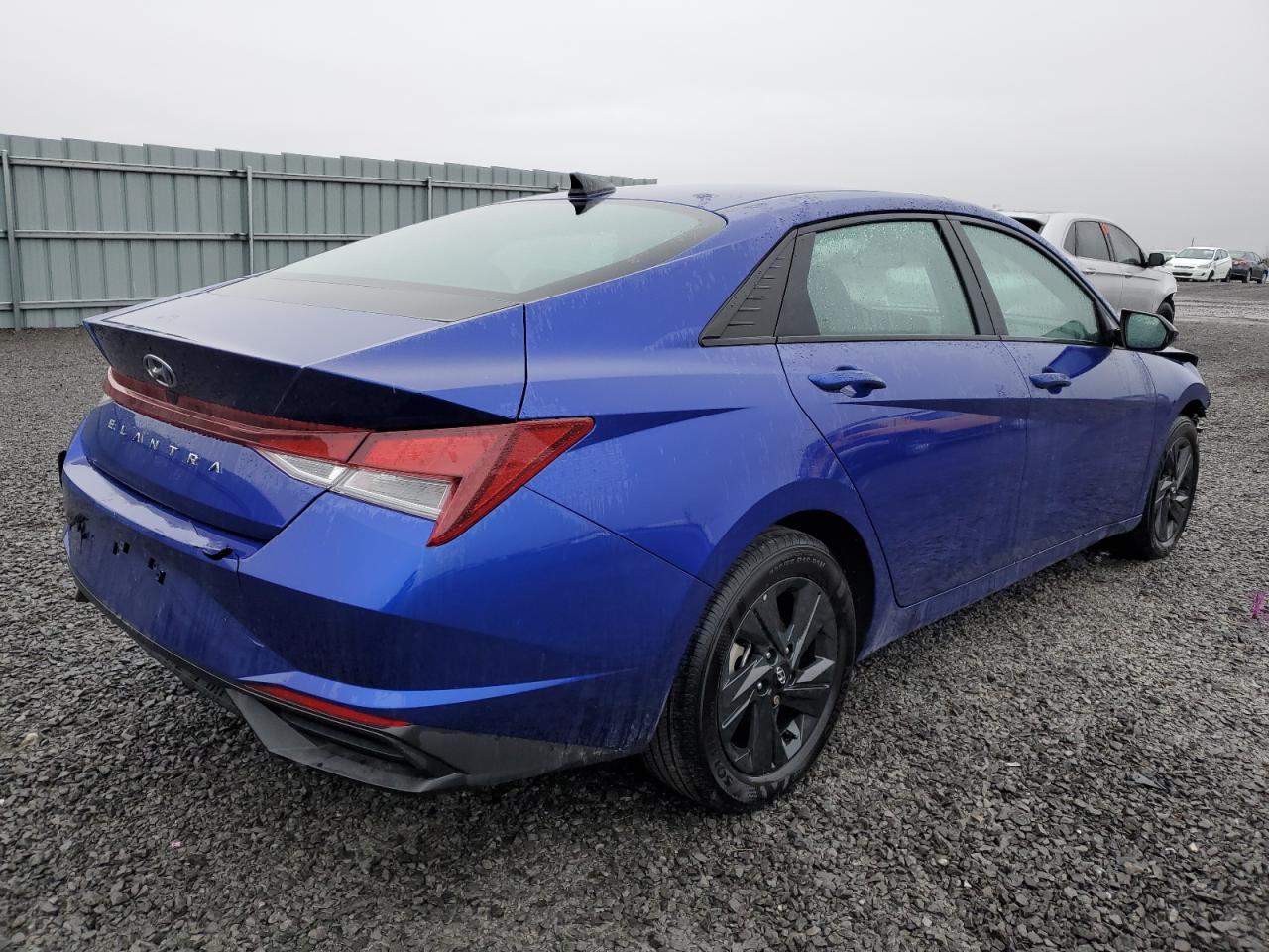 2023 HYUNDAI ELANTRA SE - Image 3