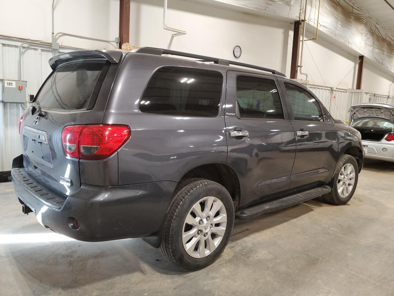 2014 TOYOTA SEQUOIA PL - Фото 3