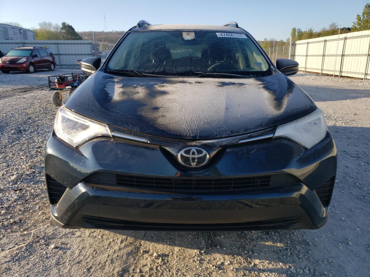 2017 TOYOTA RAV4 LE - Фото 5