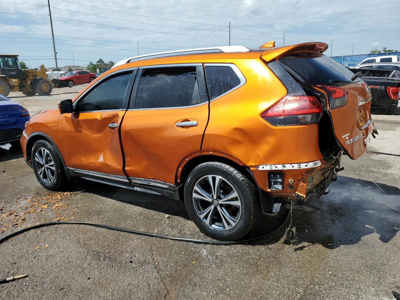 2017 NISSAN ROGUE S - Фото 2