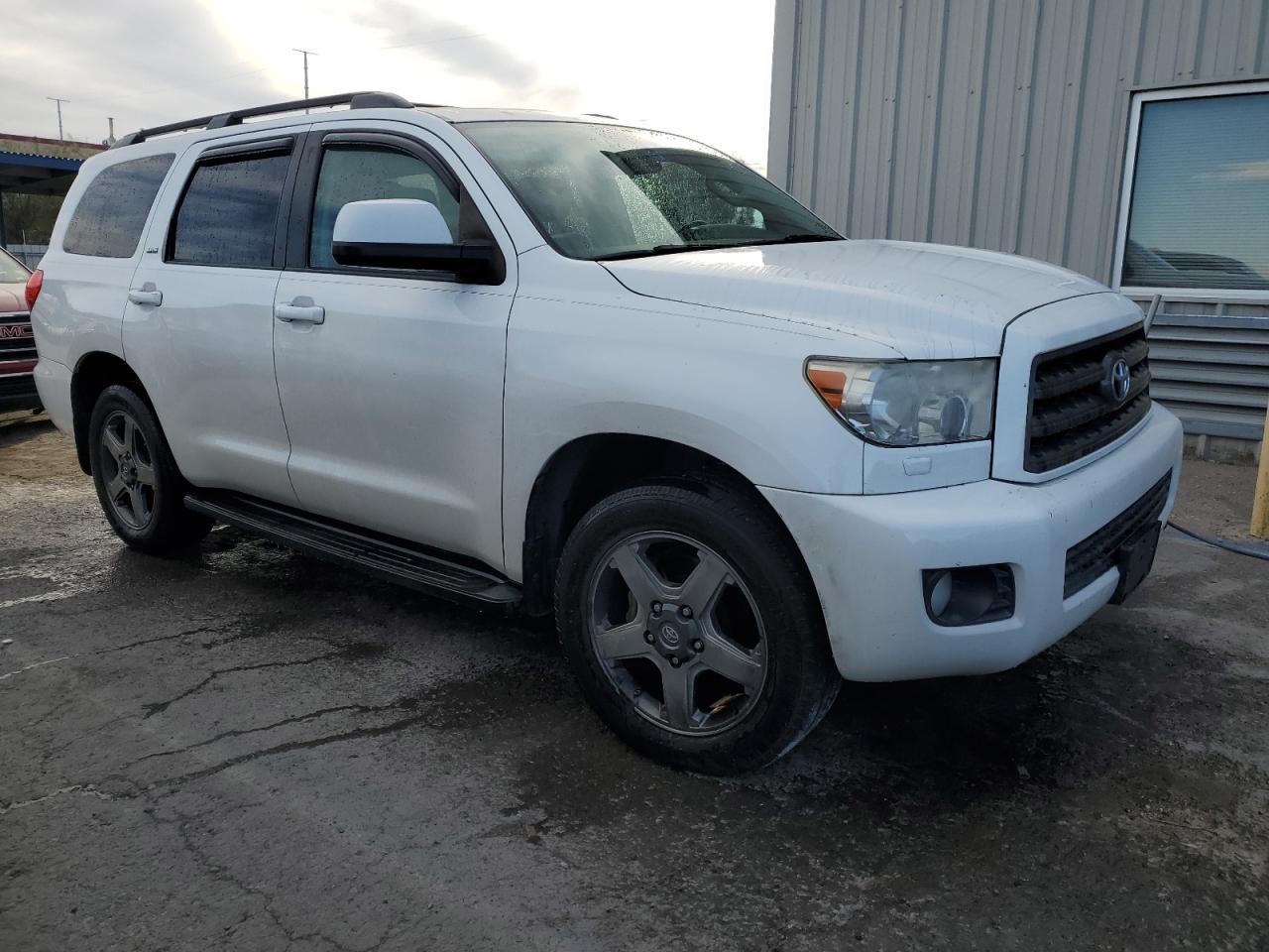2012 TOYOTA SEQUOIA SR - Фото 4