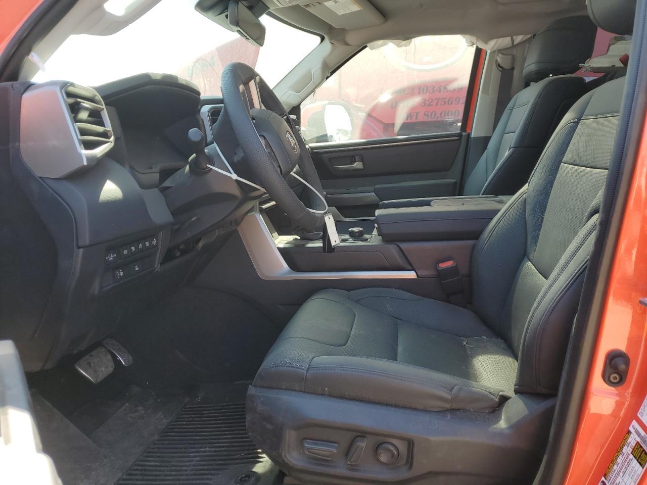 2024 TOYOTA SEQUOIA SR - Image 7