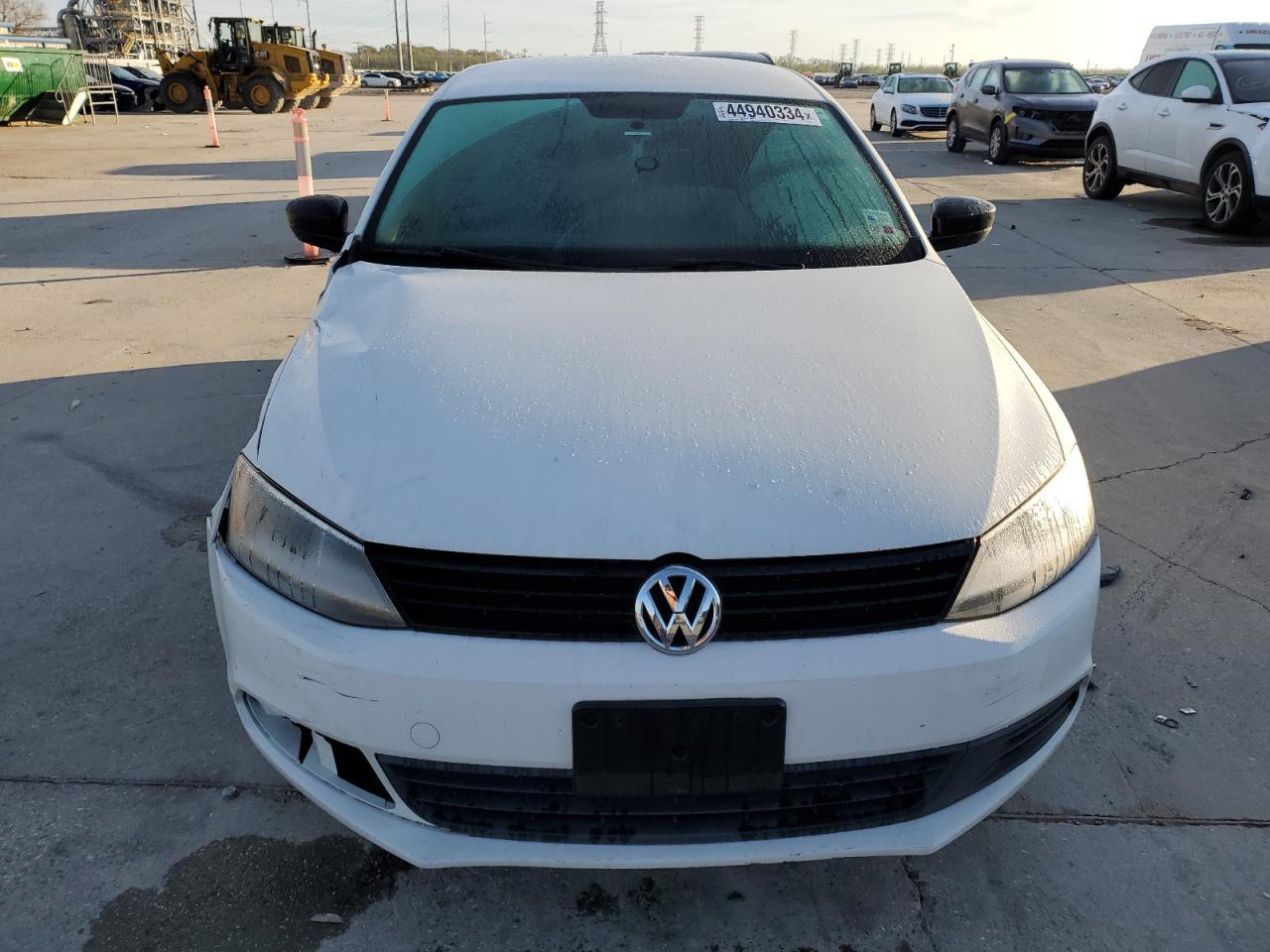 2013 VOLKSWAGEN JETTA BASE - Фото 5
