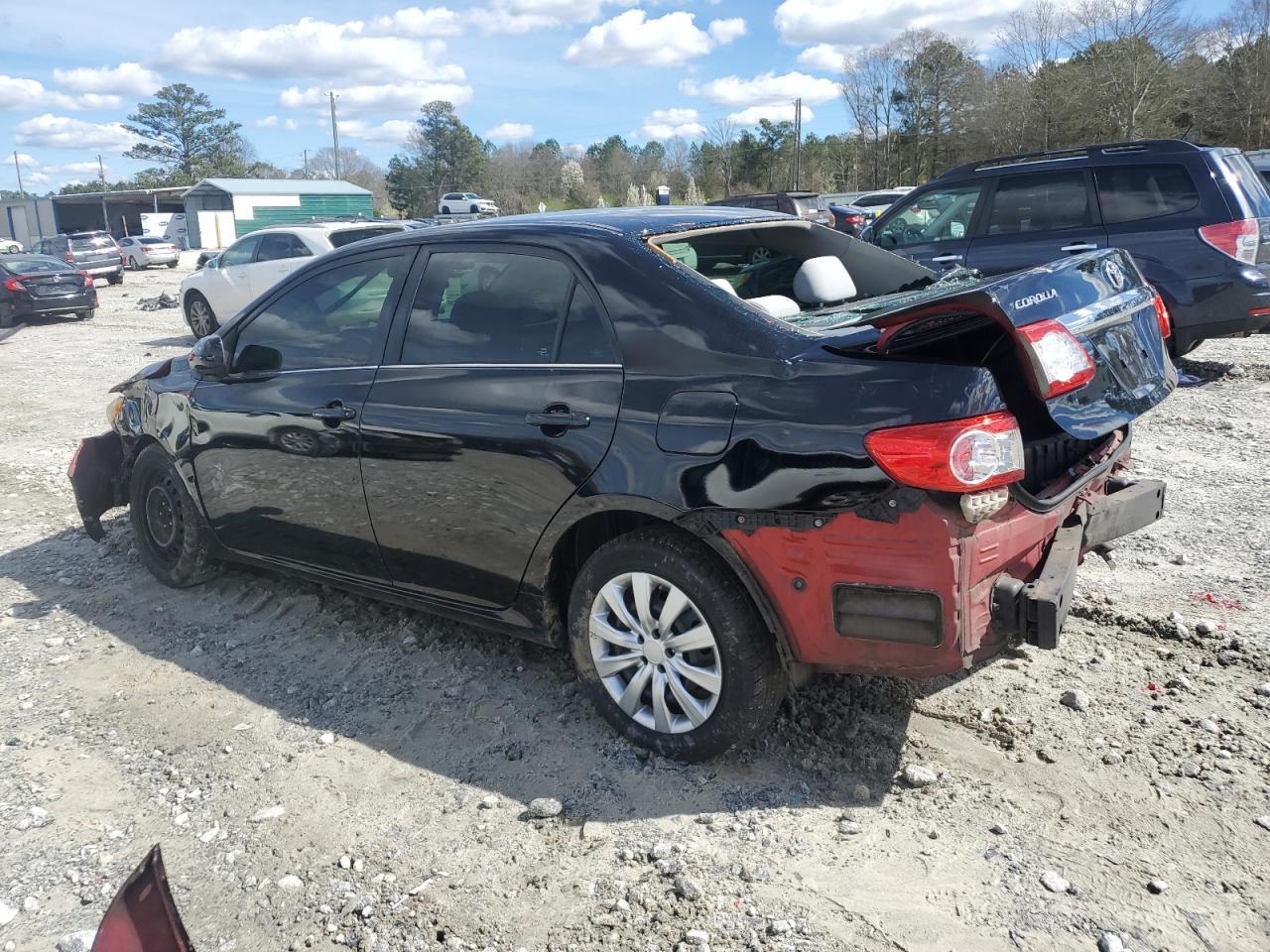 2013 TOYOTA COROLLA BA - Фото 2