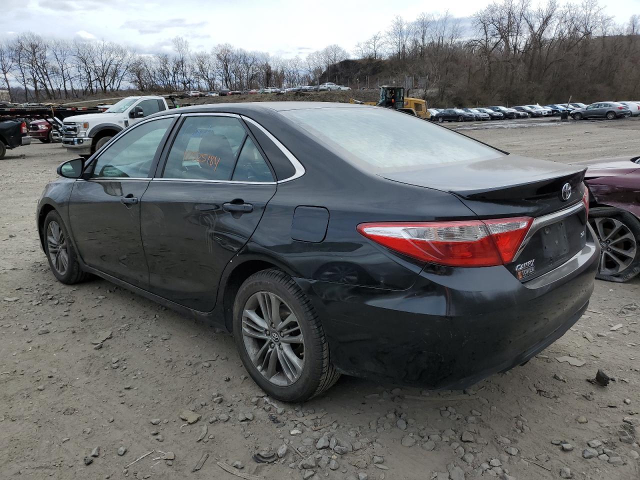 2016 TOYOTA CAMRY LE - Image 2