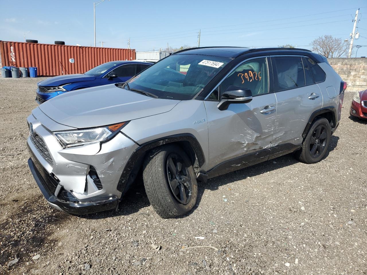 2020 TOYOTA RAV4 XSE car image