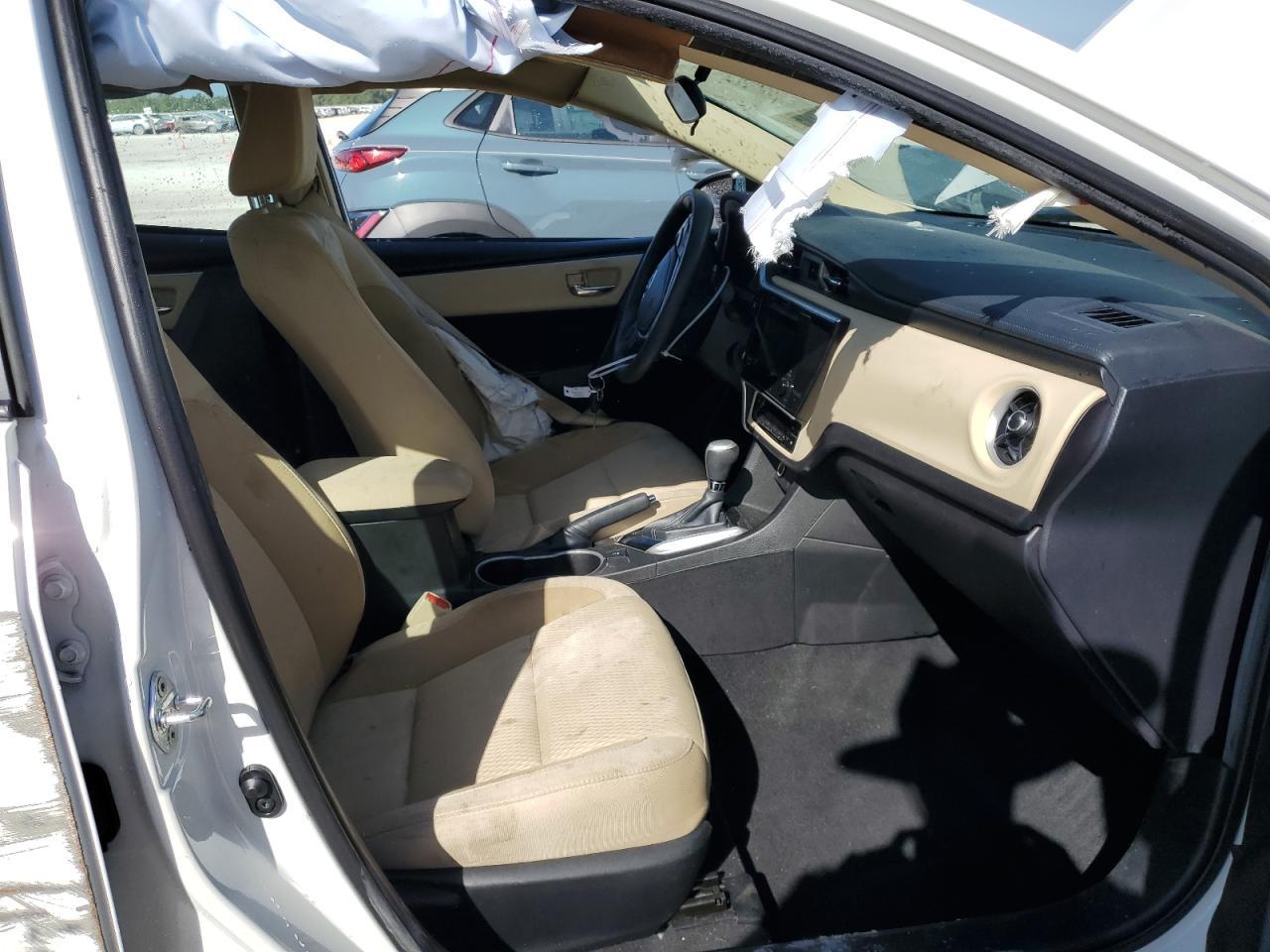 2018 TOYOTA COROLLA L - Фото 7