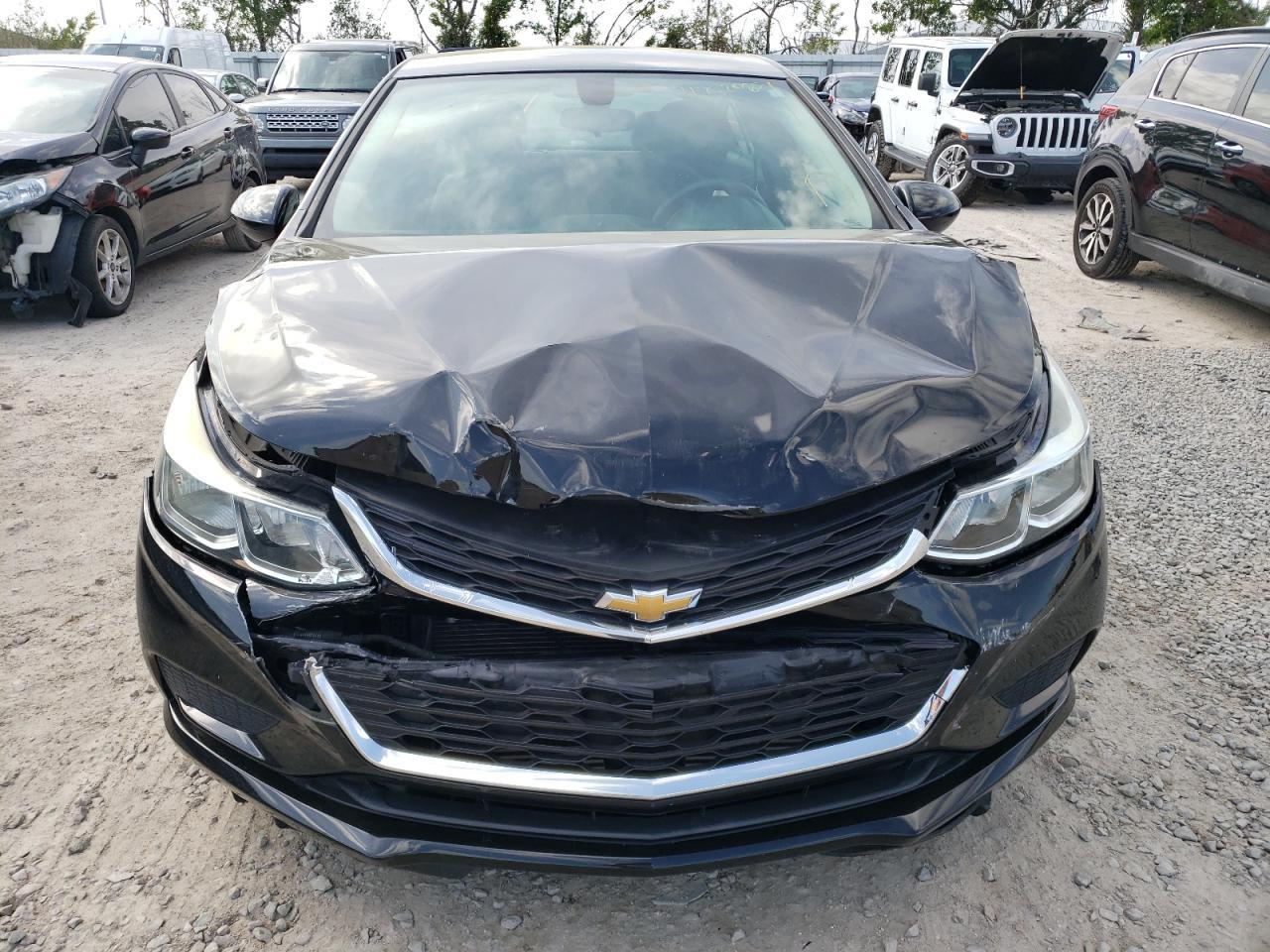2017 CHEVROLET CRUZE LS - Image 5