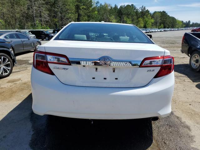 2014 Toyota Camry L - Фото 6