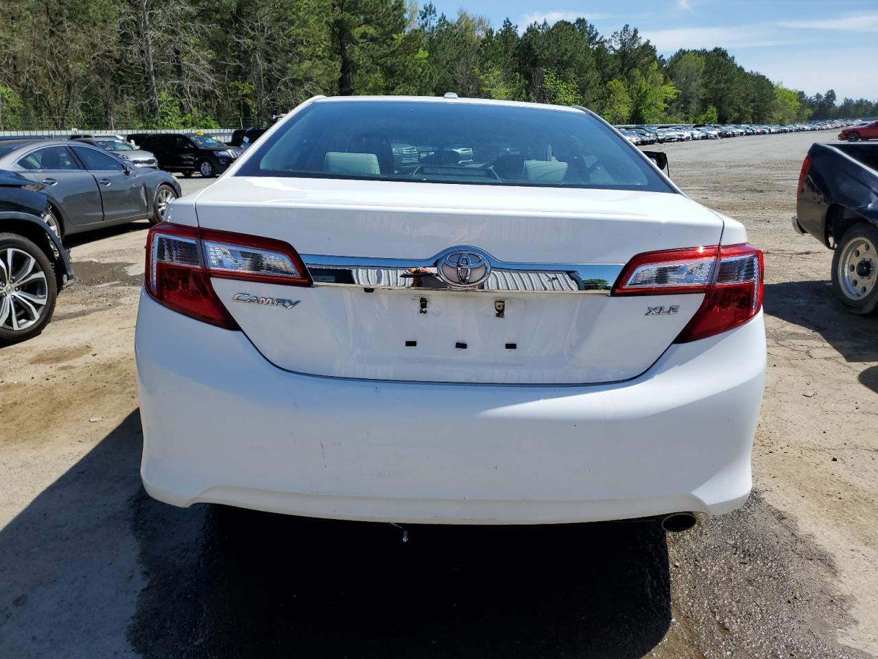 2014 TOYOTA CAMRY L - Фото 6