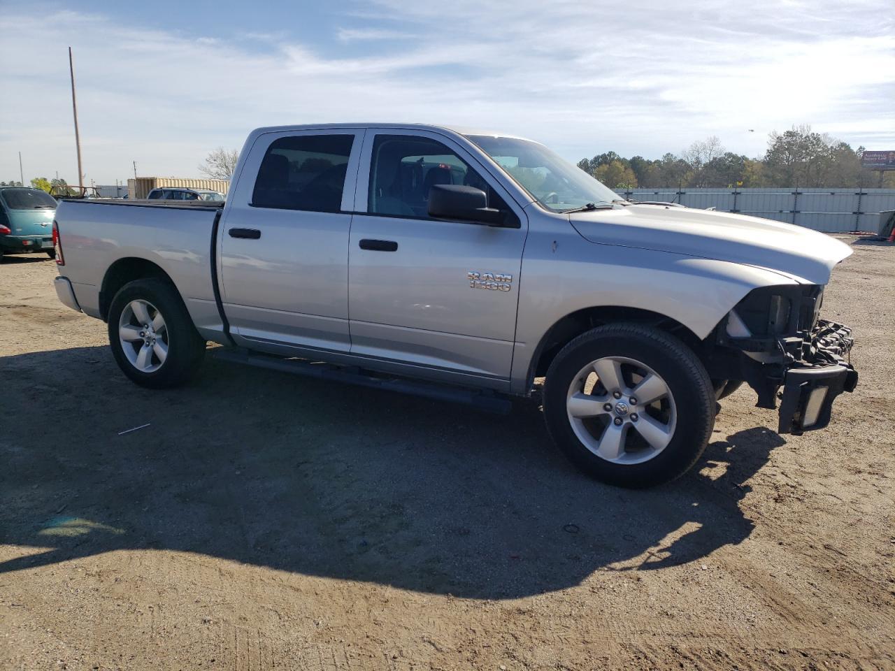 2014 RAM 1500 ST - Image 4