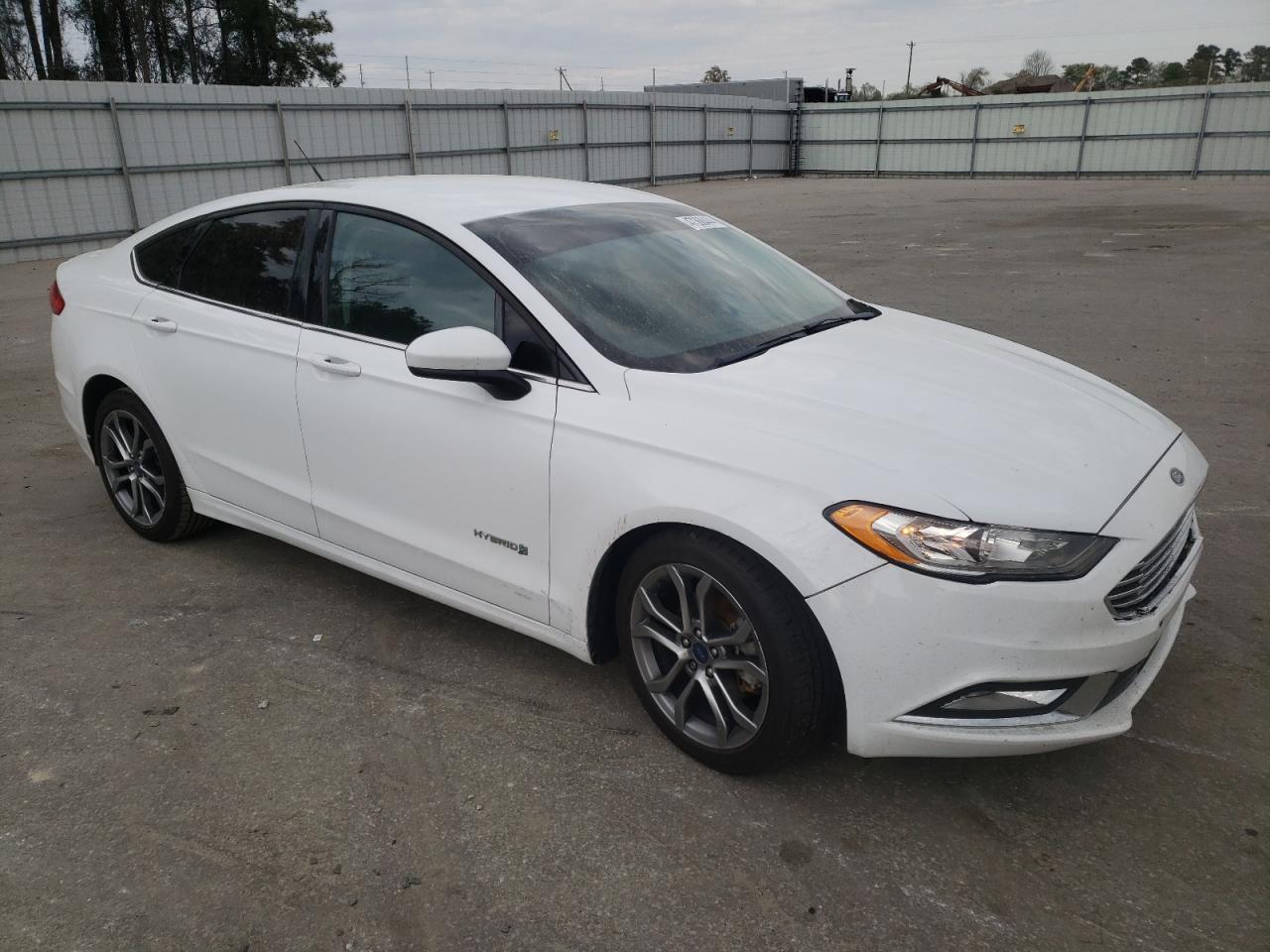 2017 FORD FUSION SE - Фото 4