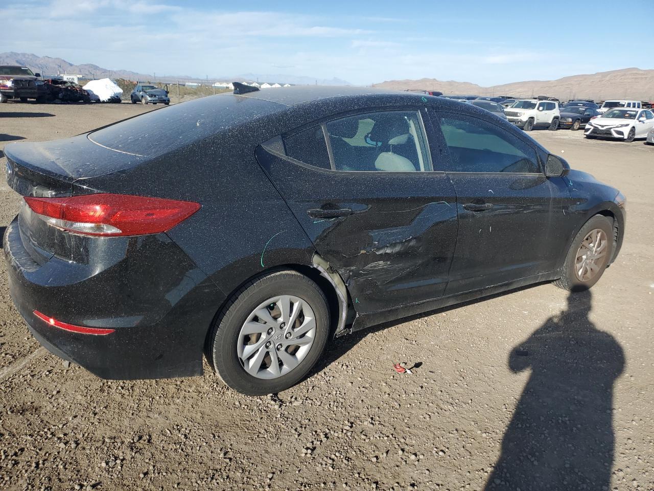 2017 HYUNDAI ELANTRA SE - Image 3