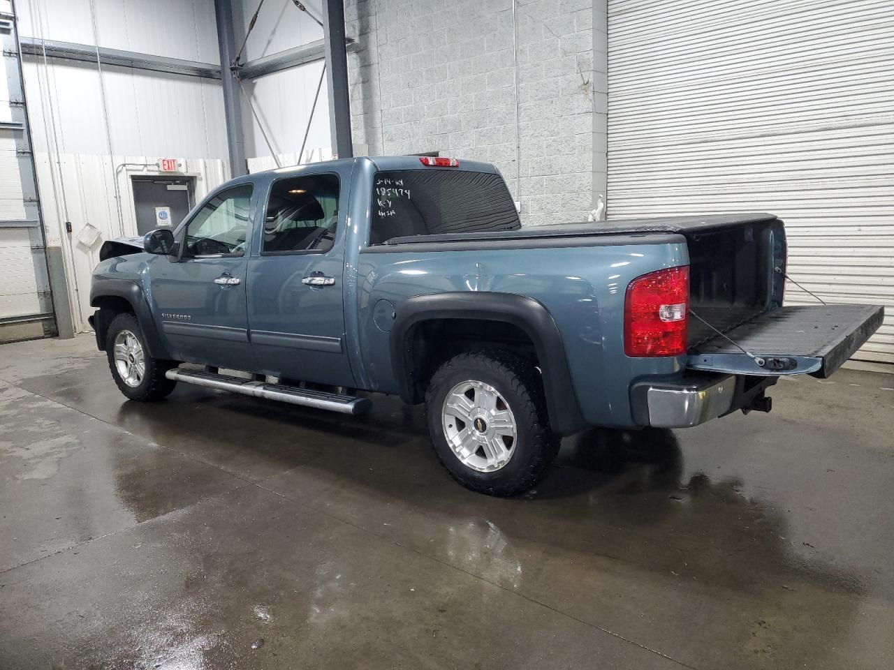 2012 CHEVROLET SILVERADO - Image 2