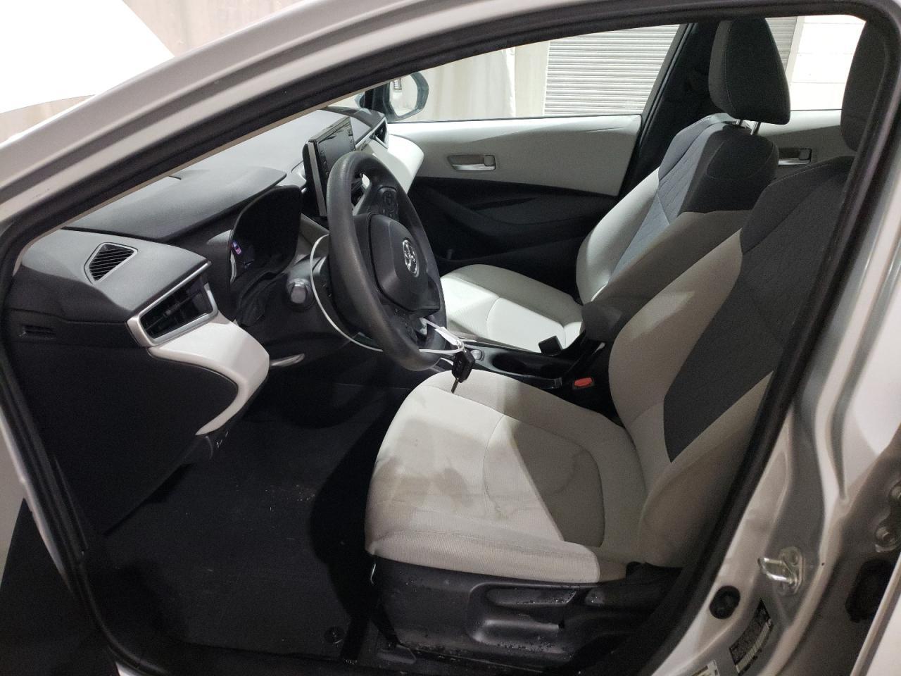 2021 TOYOTA COROLLA LE - Фото 7