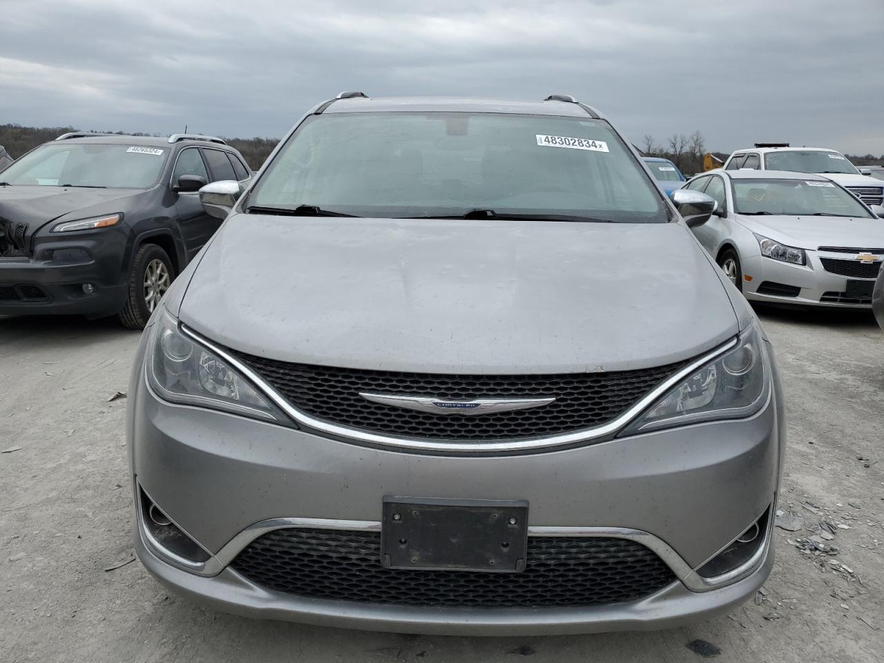 2017 CHRYSLER PACIFICA L - Image 5