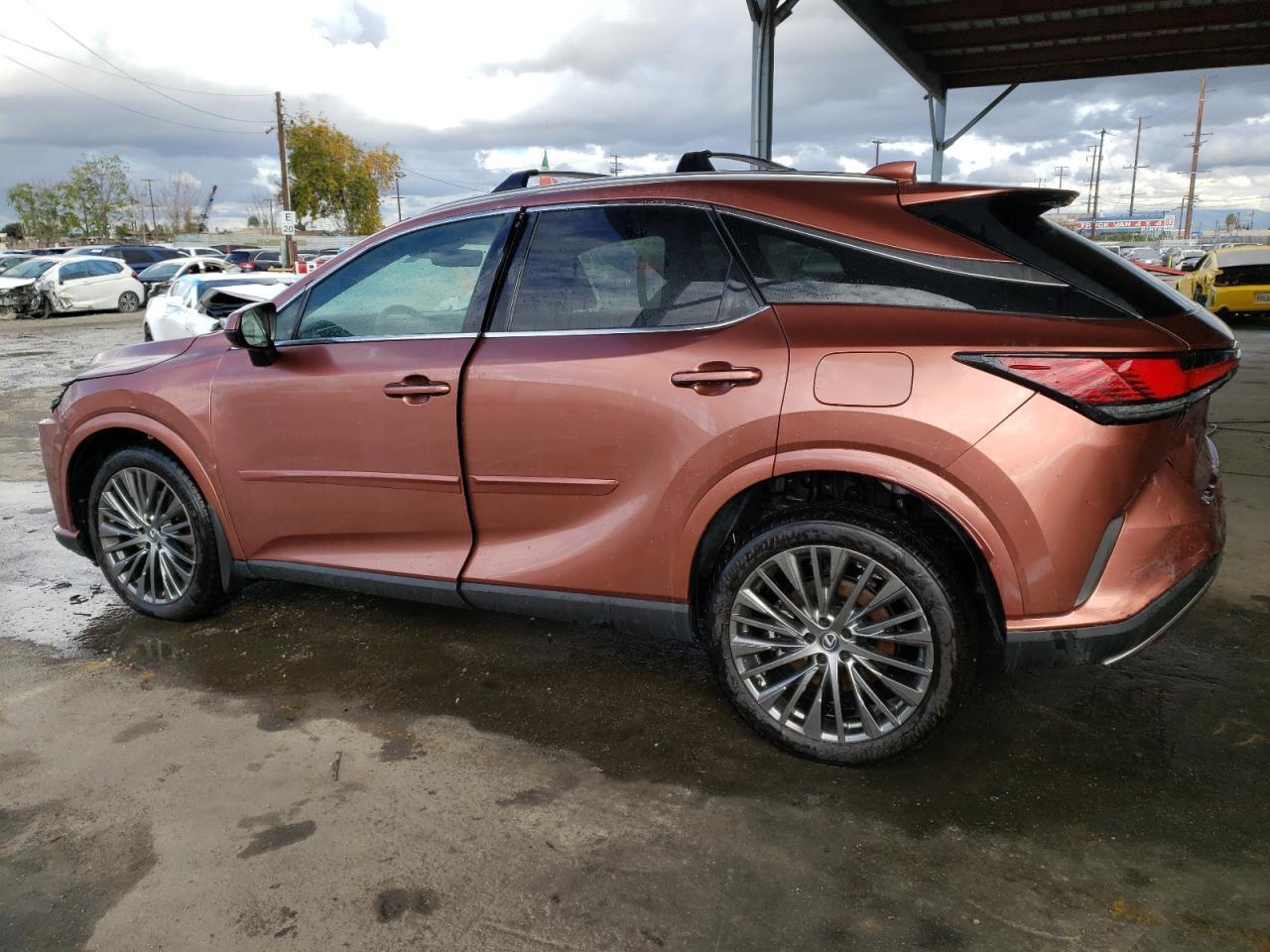 2023 LEXUS RX 350 BAS - Image 2