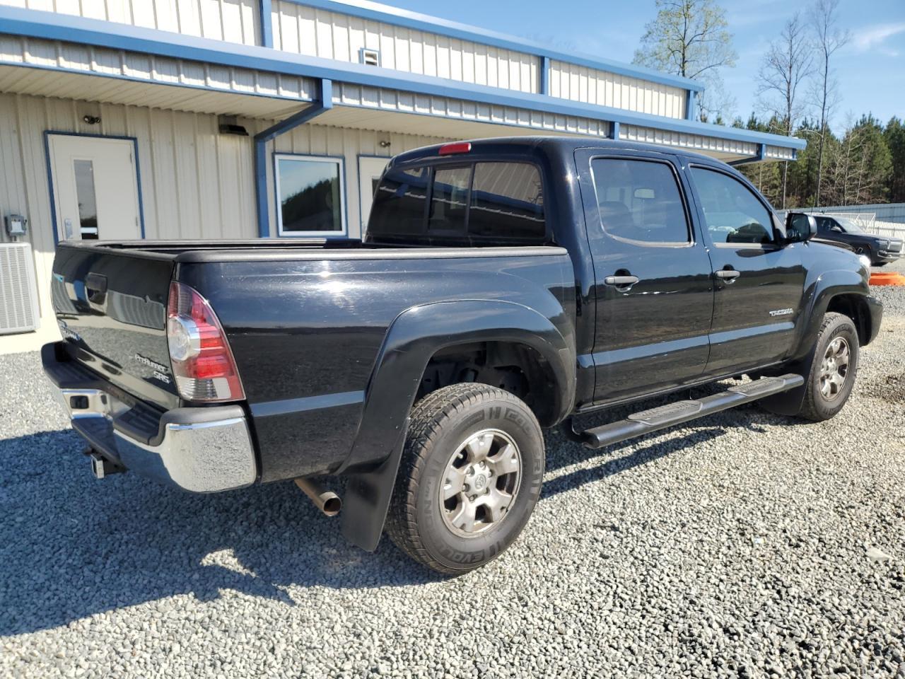 2013 TOYOTA TACOMA DOU - Фото 3