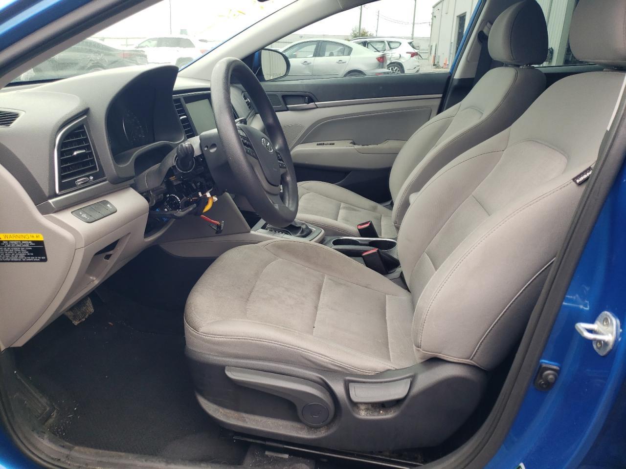 2017 HYUNDAI ELANTRA SE - Фото 7