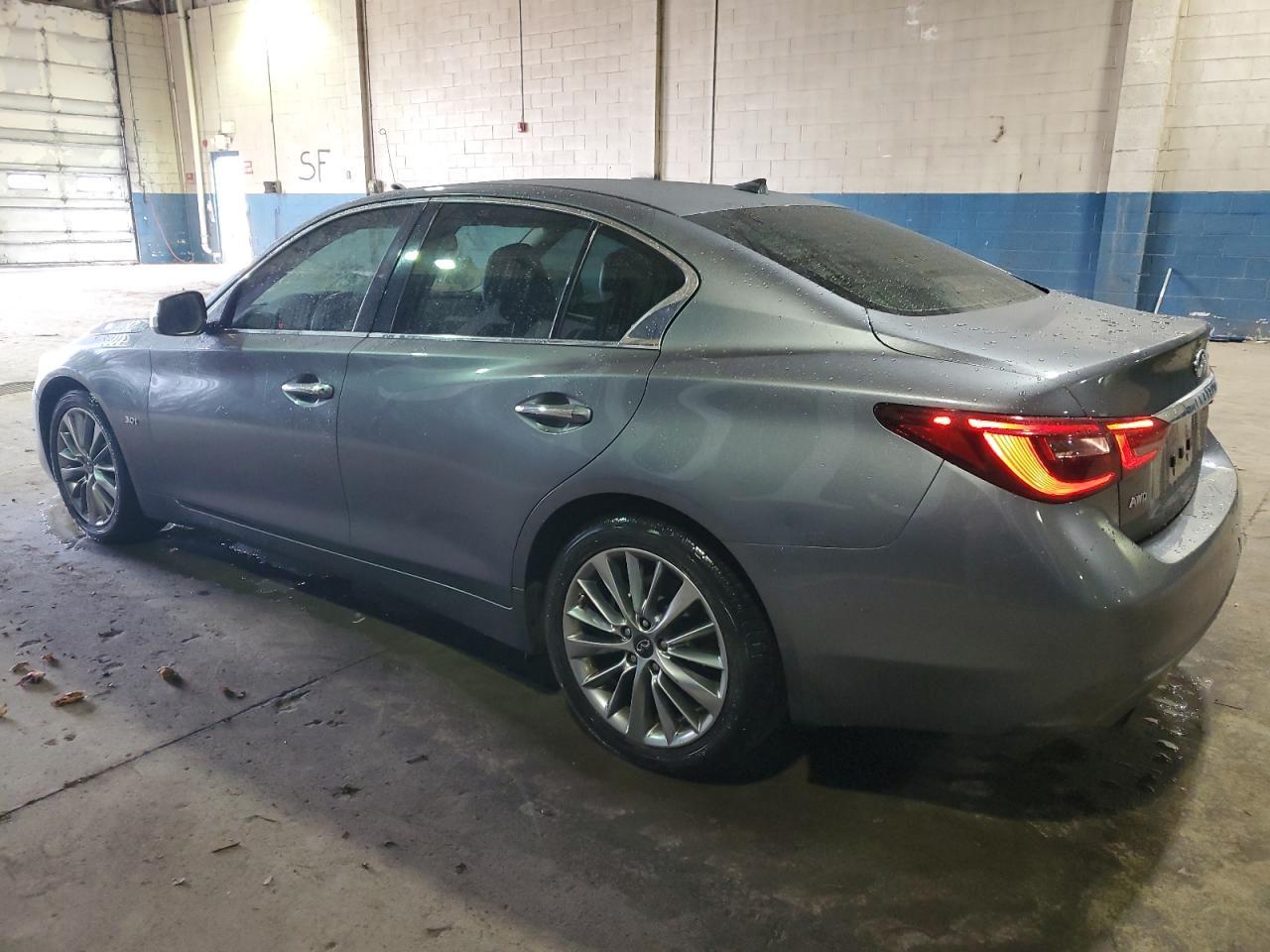 2018 INFINITI Q50 LUXE - Фото 2
