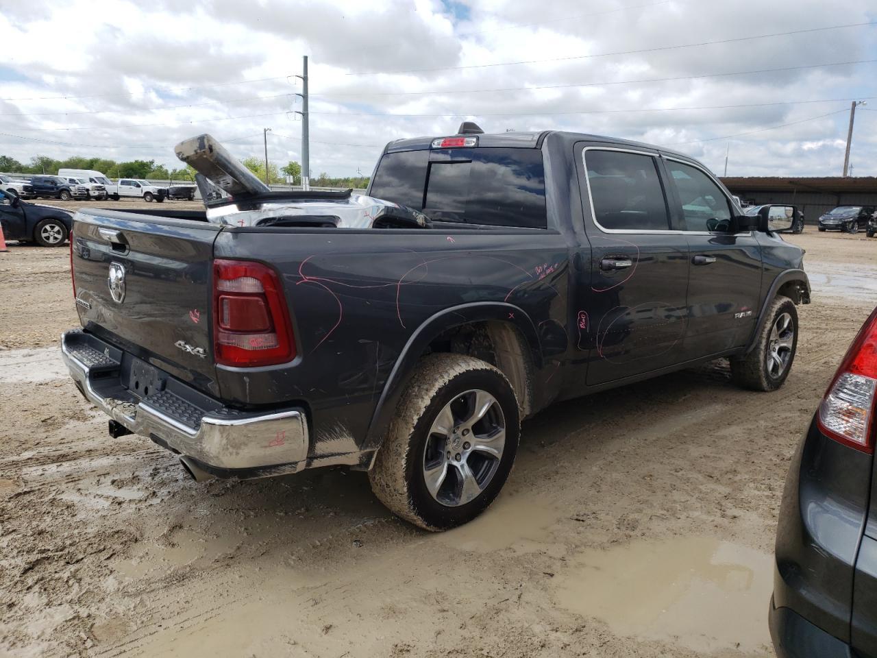 2019 RAM 1500 LARAM - Фото 3