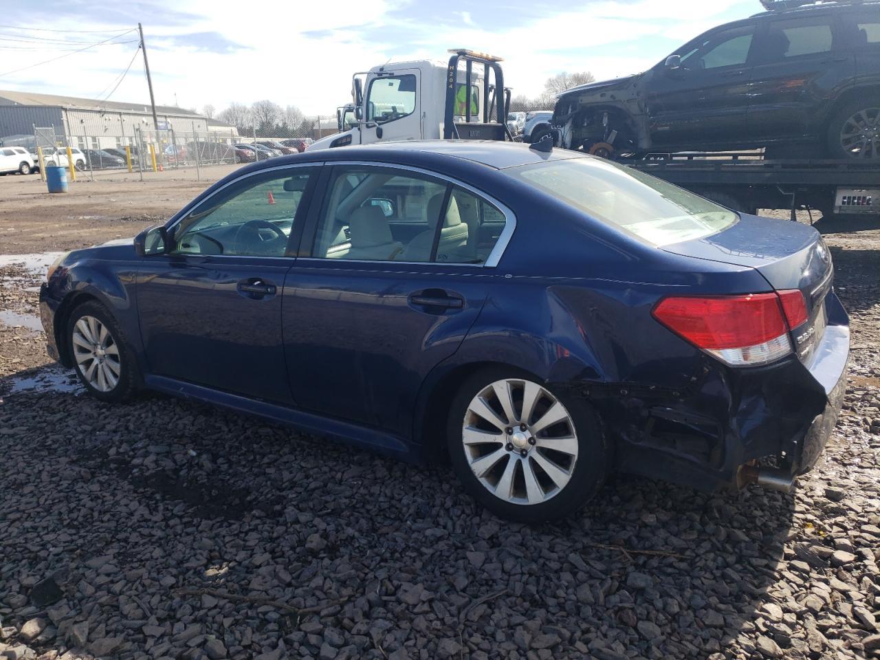 2011 SUBARU LEGACY 2.5 - Image 2