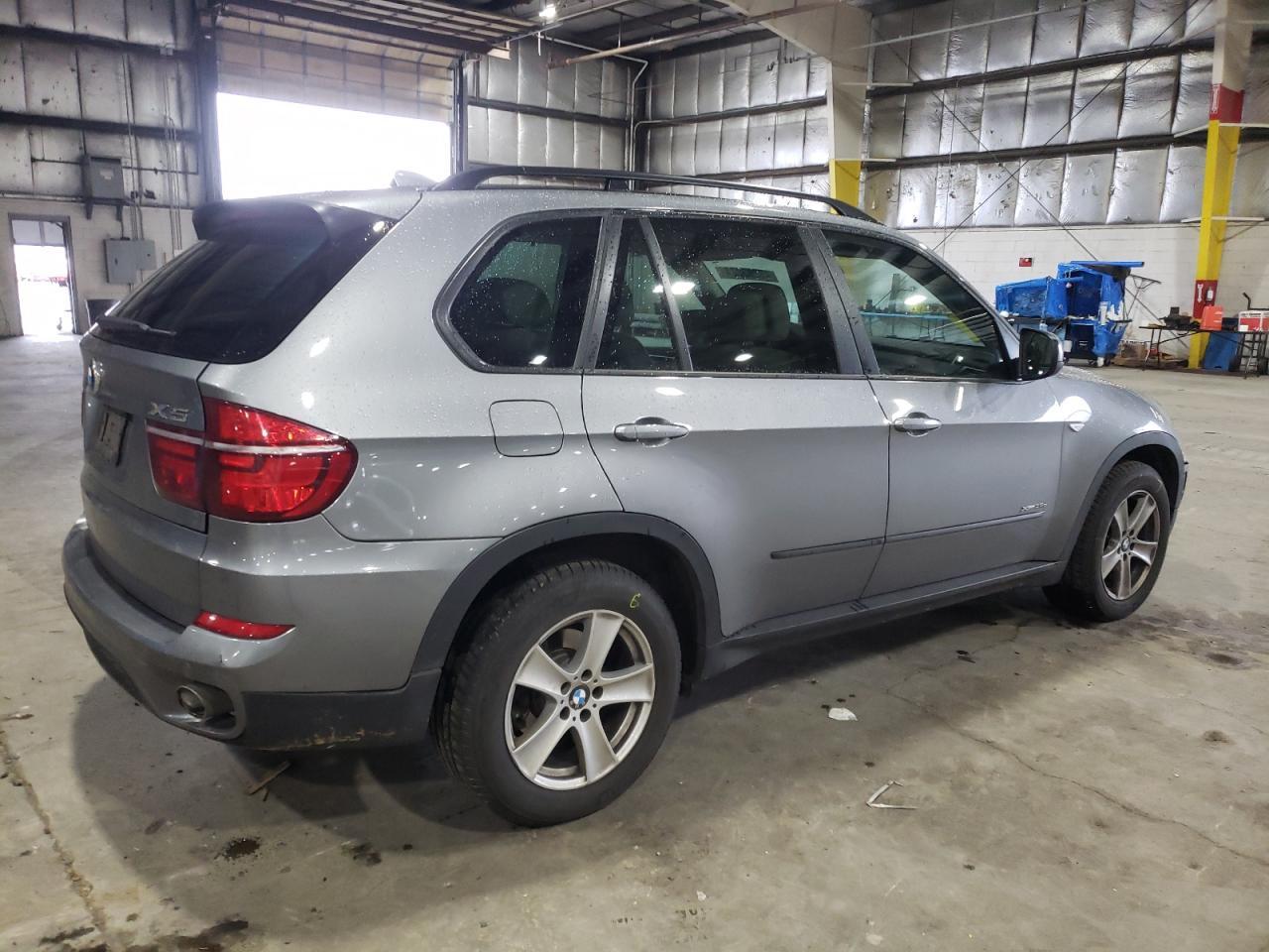 2012 BMW X5 XDRIVE3 - Image 3