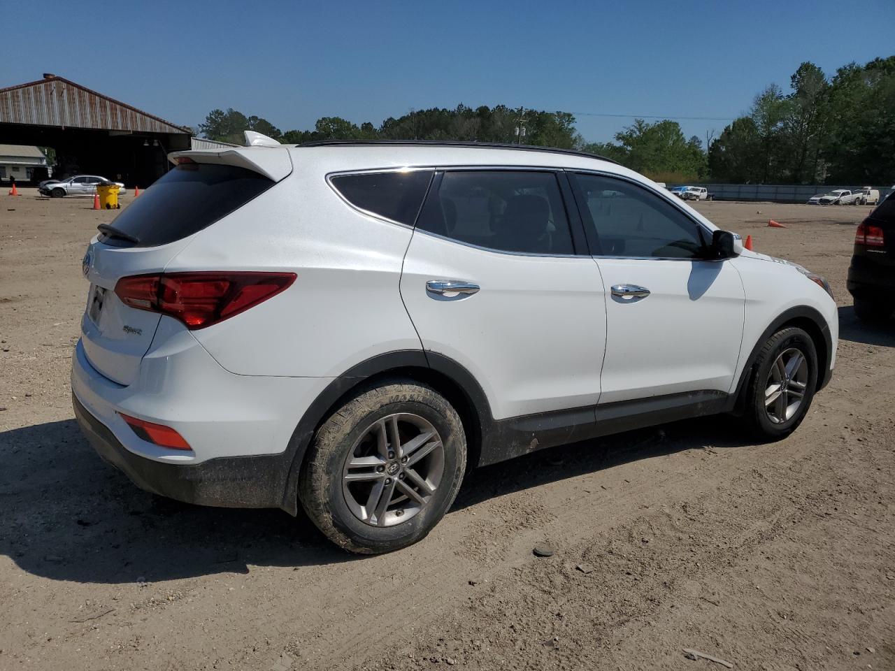 2017 HYUNDAI SANTA FE S - Image 3