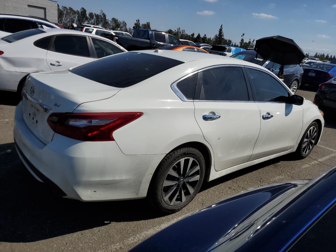 2018 NISSAN ALTIMA 2.5 - Фото 3