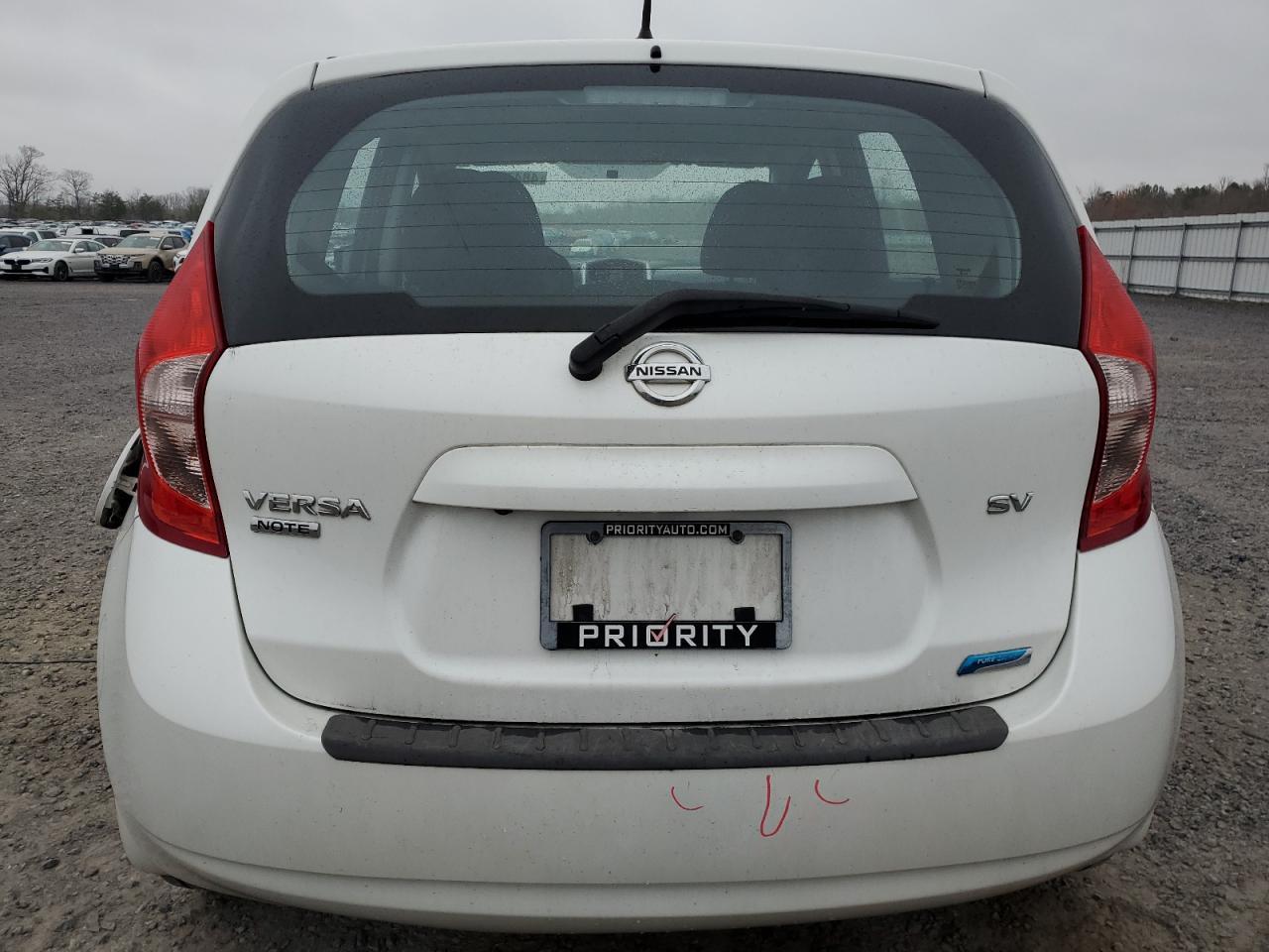 2015 NISSAN VERSA NOTE - Фото 6