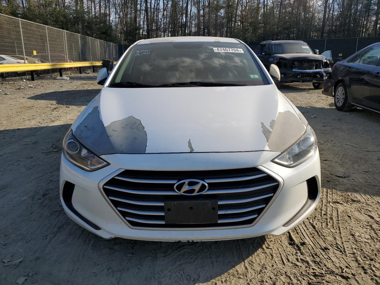 2017 HYUNDAI ELANTRA SE - Image 5