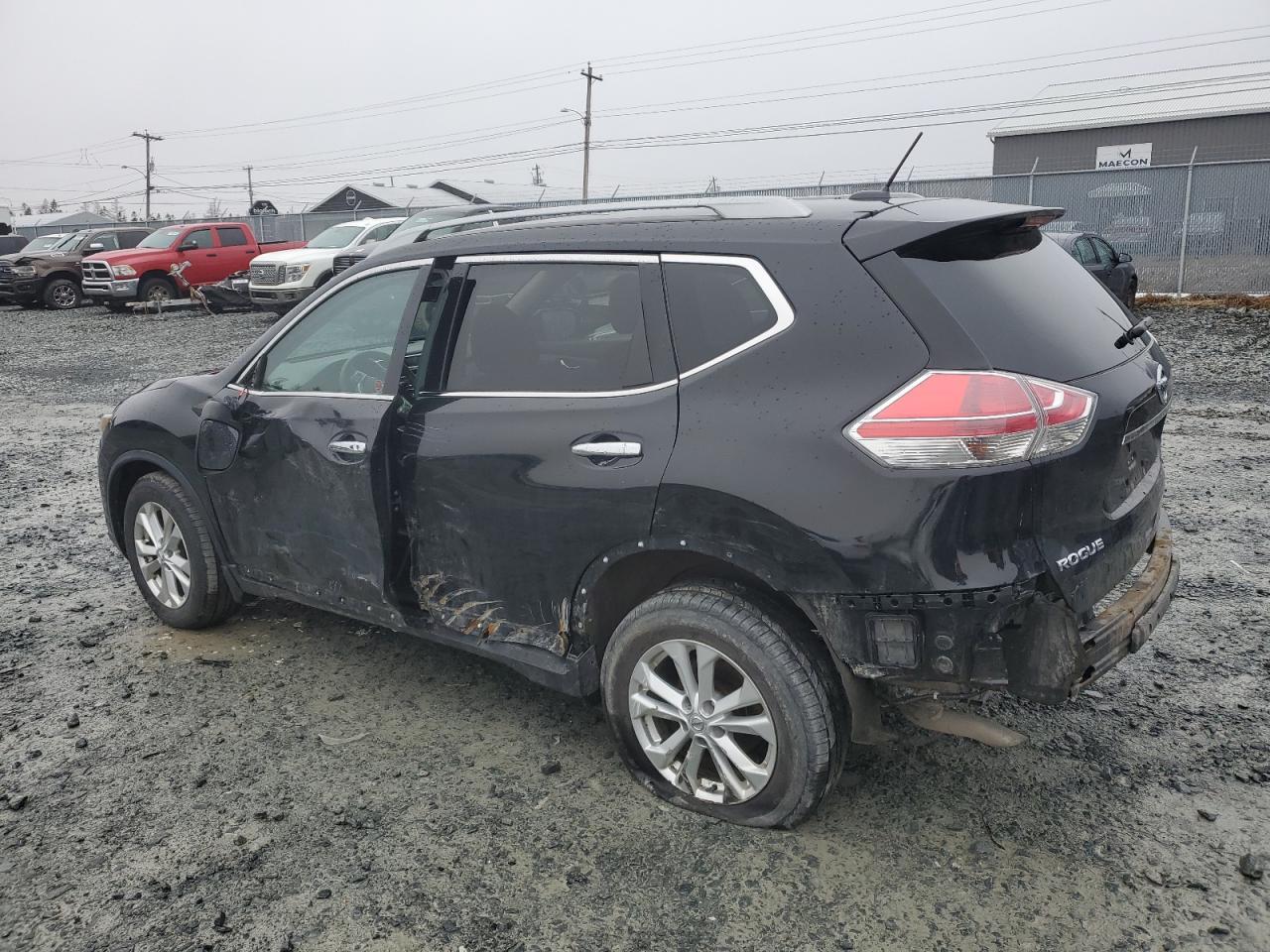 2016 NISSAN ROGUE S - Фото 2