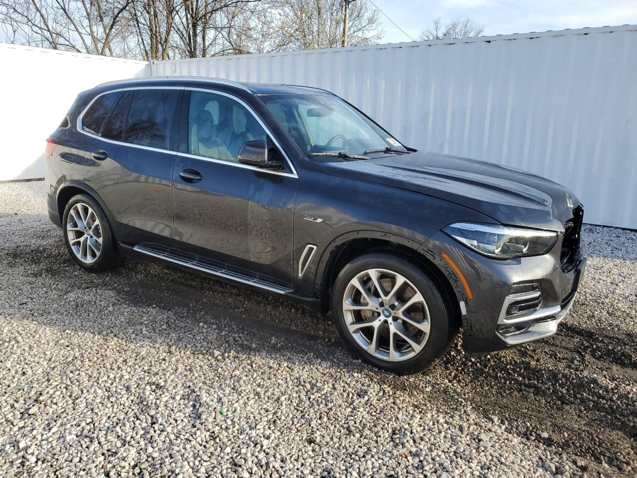 2022 BMW X5 XDRIVE4 - Image 4
